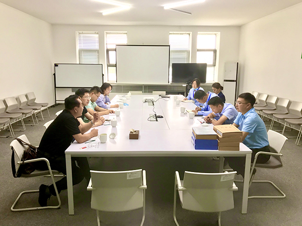 图：座谈会现场111.jpg