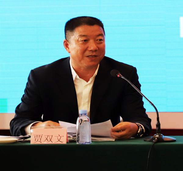 内蒙古标准化院贾双文院长发表讲话.jpg